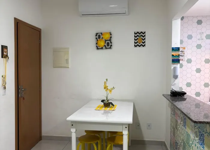 Apê Amarelo Ubatuba Apartamento
